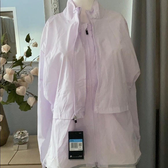 NIKE Dual Windbreaker Jacket. Lavender. Medium - Picture 1 of 16